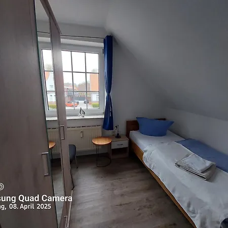 بيت ضيافة Norddeicher Strasse 3*